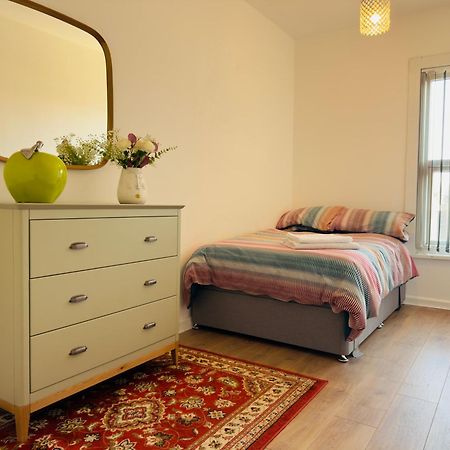 Lovely 2 Bed Apartment, Arnold Town Centre. Nottingham Eksteriør bilde