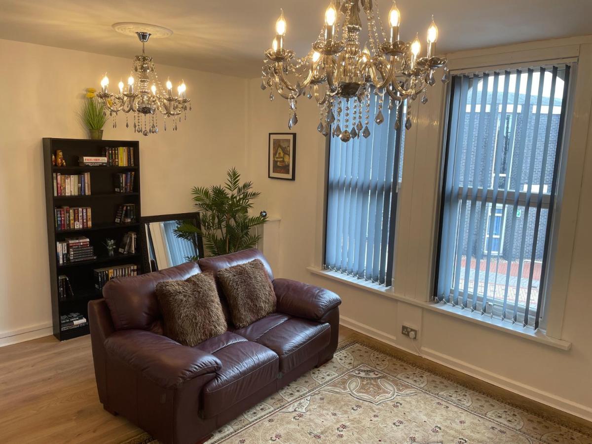 Lovely 2 Bed Apartment, Arnold Town Centre. Nottingham Eksteriør bilde