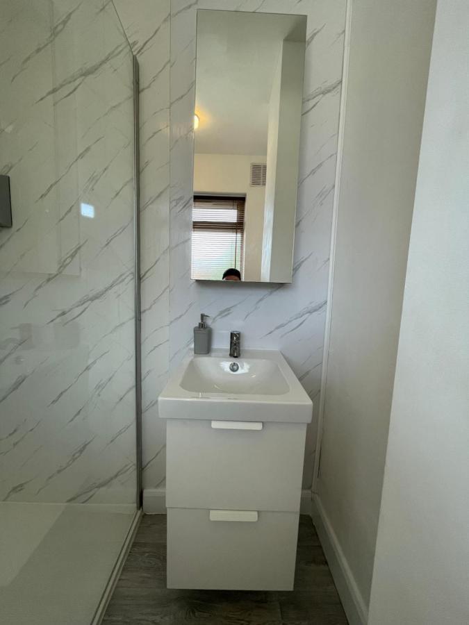 Lovely 2 Bed Apartment, Arnold Town Centre. Nottingham Eksteriør bilde